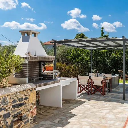 Marani & Skopelos Town