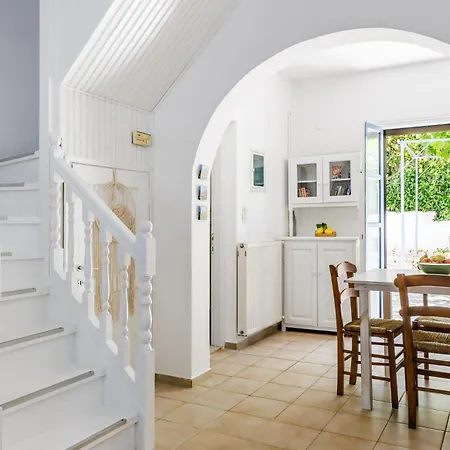 Villa Marani & Skopelos Town